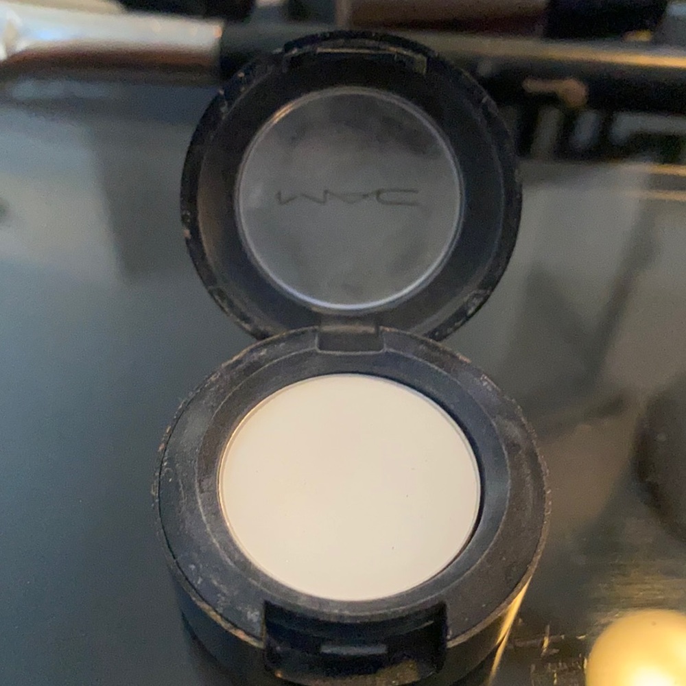 MAC Cosmetics Eyeshadow